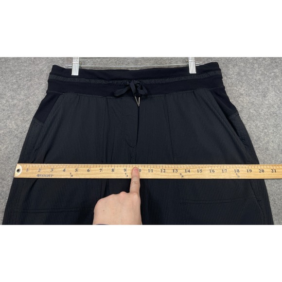 Lululemon Dance Studio Mid Rise Cropped Pants Black 10 - Picture 12 of 16